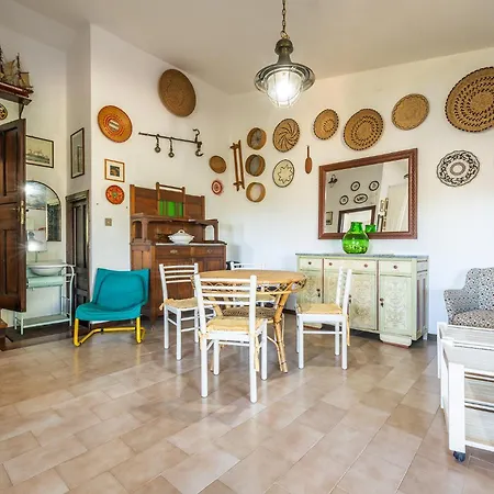 شقة Affittasardegna - Trilo Cerica ستينتينو